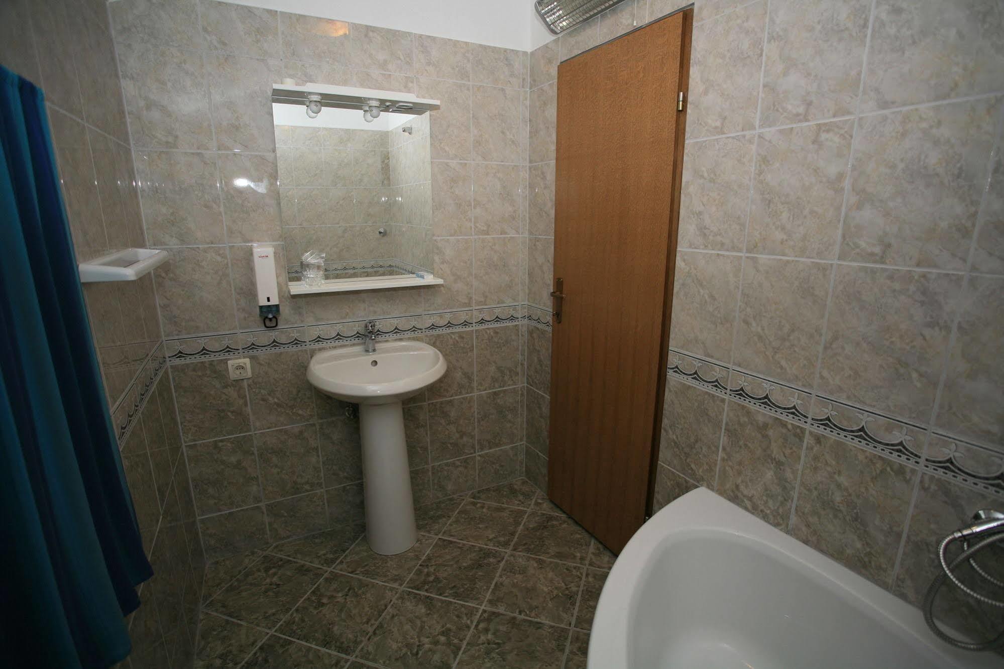 Apartments Vrata Baranje Bilje Luaran gambar