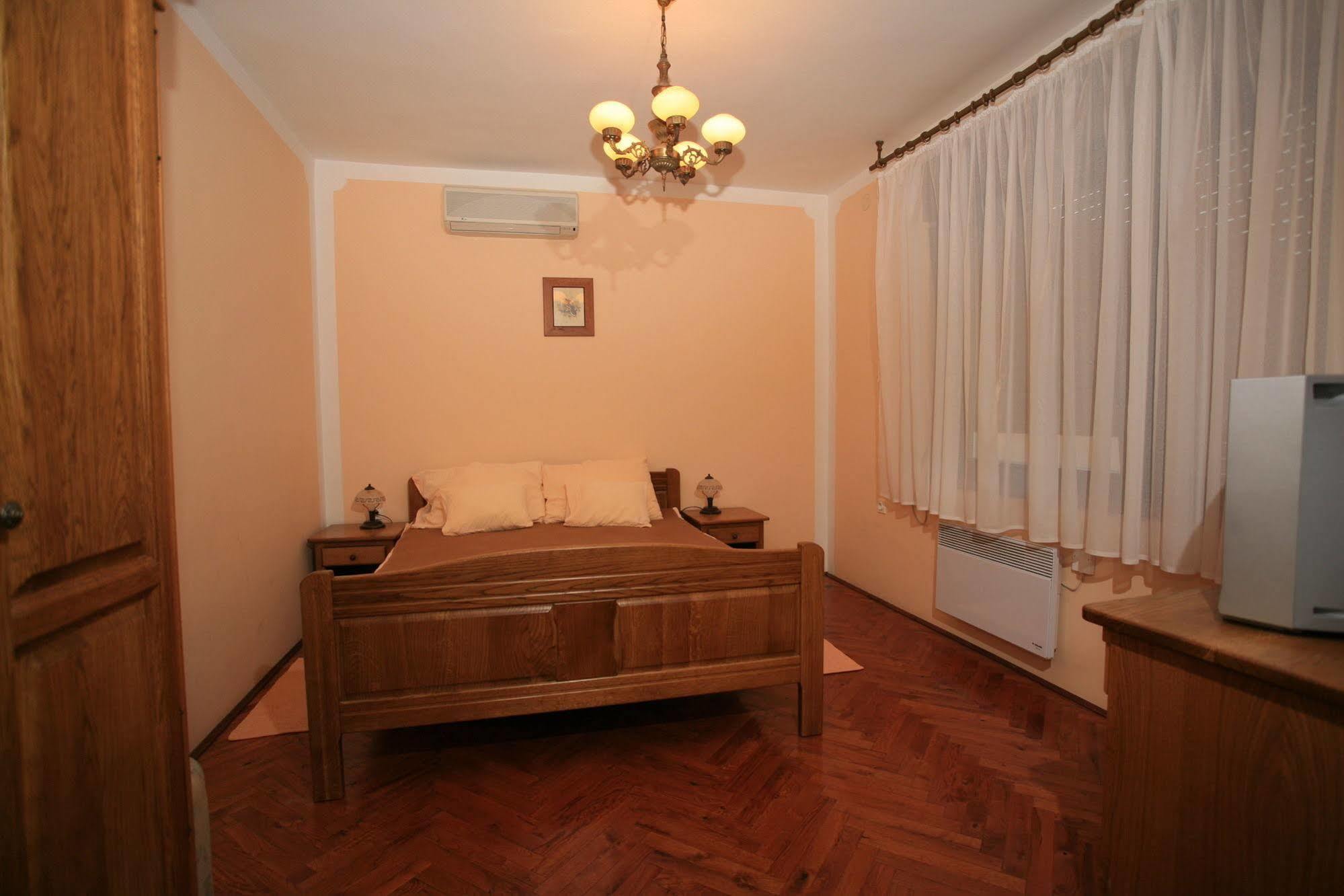 Apartments Vrata Baranje Bilje Luaran gambar